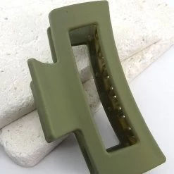 Wall To Wall Hair Accessories Maneater Jumbo Hair Clip