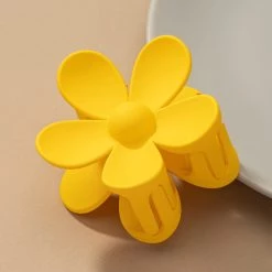 La3accessories Daisy Claw Clip New Arrivals
