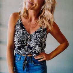 Patrons Of Peace Clothing Peony Floral Crop