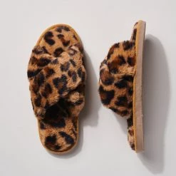 Avenue Zoe Shoes Lounge In Leopard Slipper