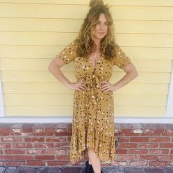 Kivari Dakota Tie Front Midi Dress