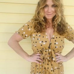 Kivari Dakota Tie Front Midi Dress