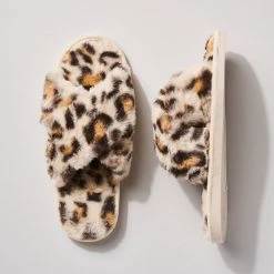 Avenue Zoe Shoes Lounge In Leopard Slipper