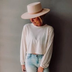 Audrey 3+1 No Plans Crop Pullover Clothing