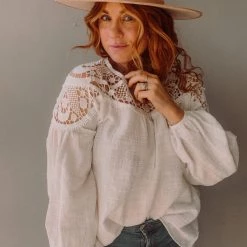 Trend Notes Clothing Laney Laced Top