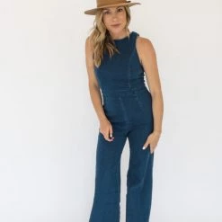 Trend Notes Dolly Sleeveless Flare Jumpsuit