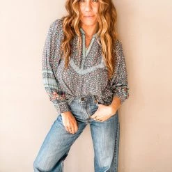 In Loom Queen Of The South Blouse Clothing