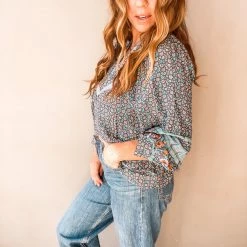 In Loom Queen Of The South Blouse Clothing