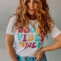 Rambling Rose Good Vibes Only Tee