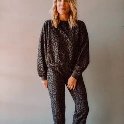 Z Supply Clothing Ava Leo Jogger