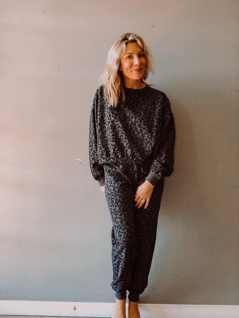 Z Supply Clothing Ava Leo Jogger 3 Z Supply Clothing Ava Leo Jogger