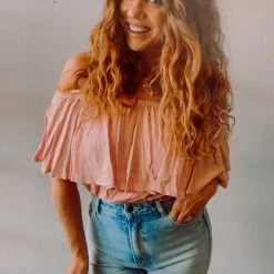 Audrey 3+1 Clothing St. Lucia Crop