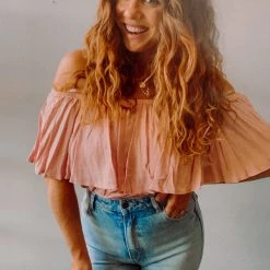 Audrey 3+1 Clothing St. Lucia Crop