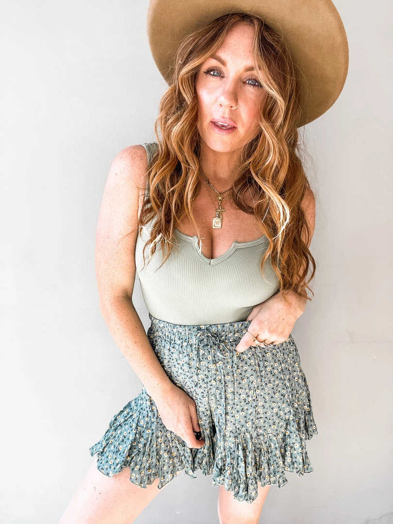 Mable Clothing Ditsy Days Floral Short 9 Mable Clothing Ditsy Days Floral Short