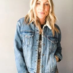 Levi's Ex Boyfriend Sherpa Trucker Jacket
