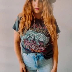 Daydreamer Def Leppard '88 Tour Tee Clothing