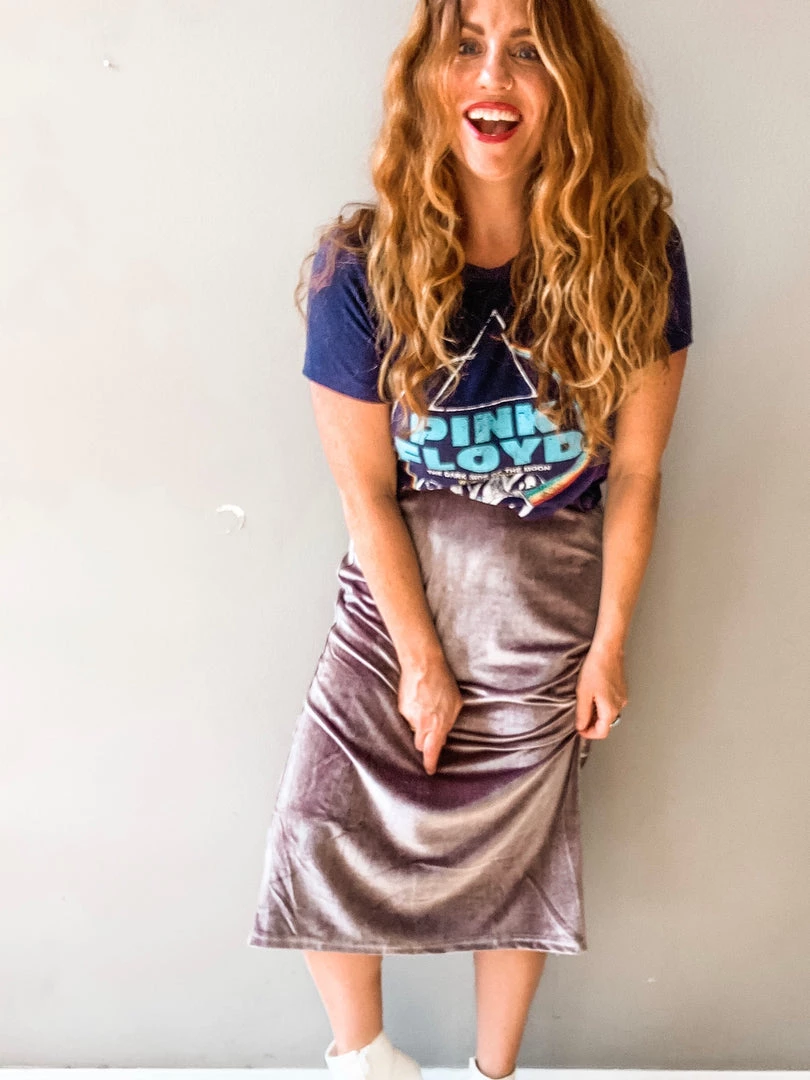 AAAAA Fashion Hey There Velvet Midi Clothing 2 AAAAA Fashion Hey There Velvet Midi Clothing