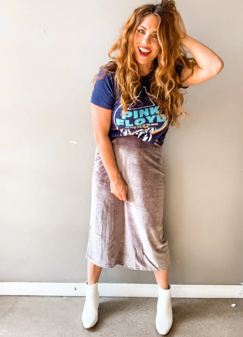 AAAAA Fashion Hey There Velvet Midi Clothing 5 AAAAA Fashion Hey There Velvet Midi Clothing