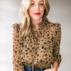 Dress Forum Whitney Tie Front Top Clothing