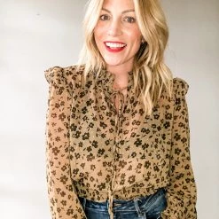 Dress Forum Whitney Tie Front Top Clothing