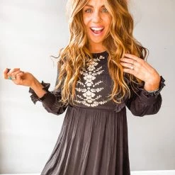 In Loom Silvia Midi Dress Clothing