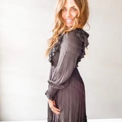 In Loom Silvia Midi Dress Clothing