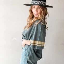 New Arrivals Daydreamer Queen Tour ‘80 Tee