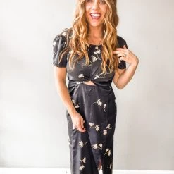 Saltwater Luxe Clothing Peg Short Sleeve Midi Dress