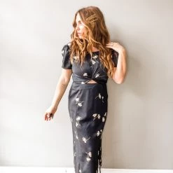 Saltwater Luxe Clothing Peg Short Sleeve Midi Dress