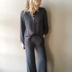 Listicle At Home Waffle Set