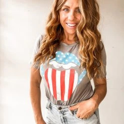 BaeVely America Hot Lips Bodysuit Clothing