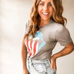 BaeVely America Hot Lips Bodysuit Clothing