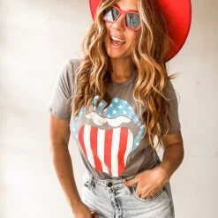 BaeVely America Hot Lips Bodysuit Clothing