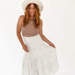 Trend Notes Clothing Pretty In Floral Tiered Skirt