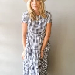 Listicle Going In Gingham Clothing