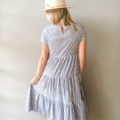 Listicle Going In Gingham Clothing