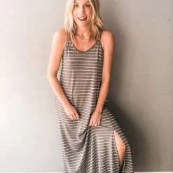 Wishlist Clothing Tempt Fate Maxi Dress