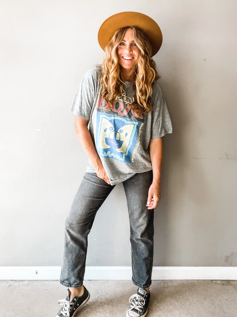 Daydreamer Pink Floyd Stadium Spectacular Tee Clothing 3 Daydreamer Pink Floyd Stadium Spectacular Tee Clothing