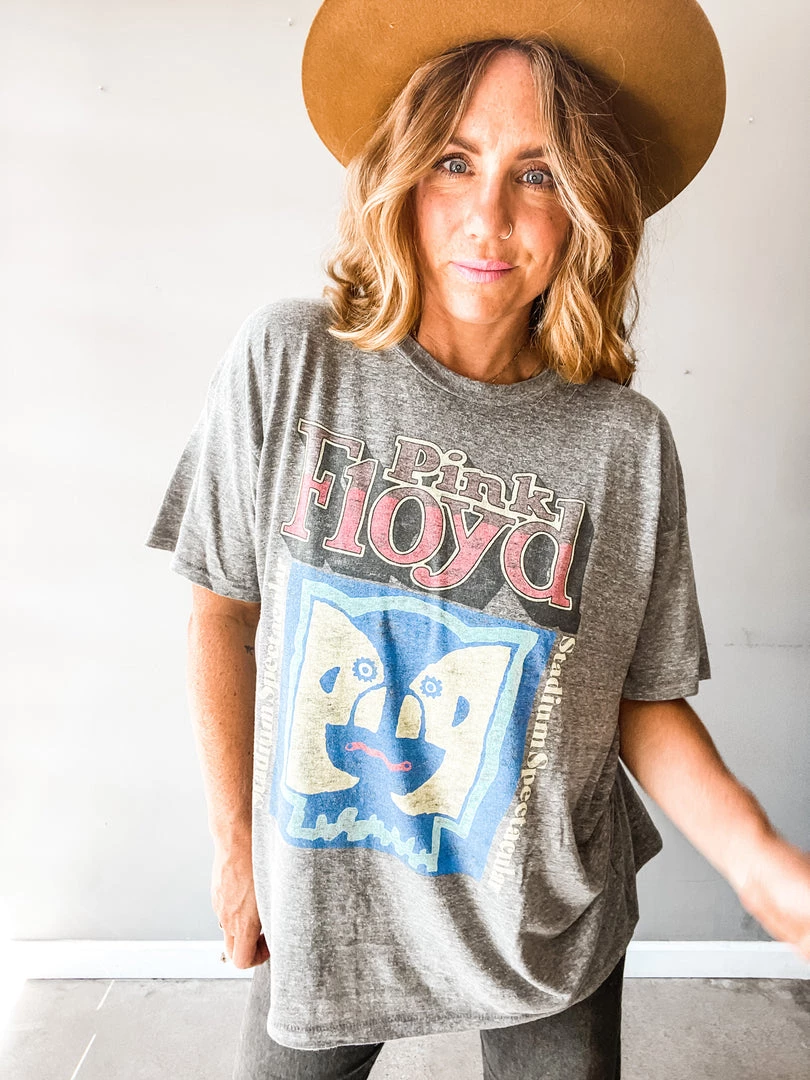 Daydreamer Pink Floyd Stadium Spectacular Tee Clothing 1 Daydreamer Pink Floyd Stadium Spectacular Tee Clothing