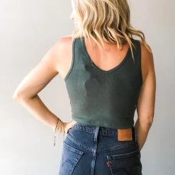 Dress Forum Lyla Cropped Tank Clothing