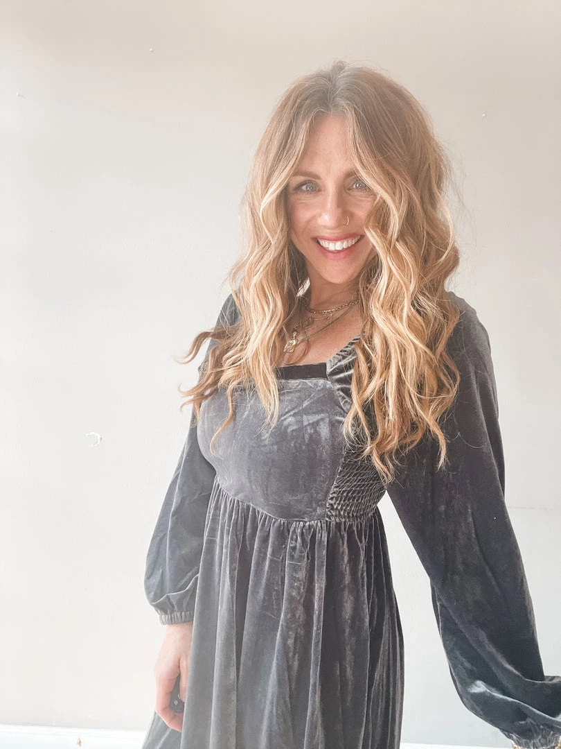 In Loom Clothing Move On Over Midi Dress 5 In Loom Clothing Move On Over Midi Dress