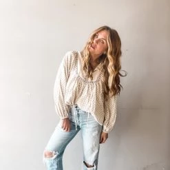 In Loom In The Moment Floral Top