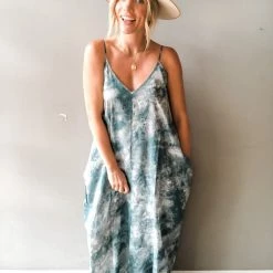 Bucketlist Far Out Maxi Dress