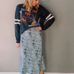 Audrey 3+1 Can’t Take The Moonlight Midi Skirt 6 Audrey 3+1 Can’t Take The Moonlight Midi Skirt