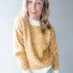 Listicle Clothing Feline Fine Fuzzy Pullover