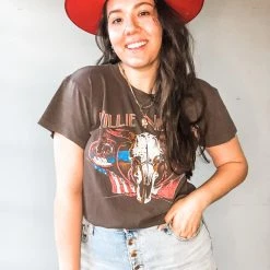 Daydreamer Willie Nelson And Family Tour Tee Clothing