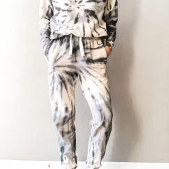 Trend Notes Staycation Sweatshirt