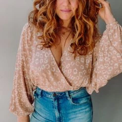 Audrey 3+1 Flower Power Top