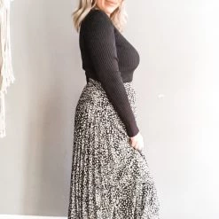 In Loom Clothing Lizzie Pleated Skirt
