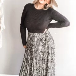 In Loom Clothing Lizzie Pleated Skirt